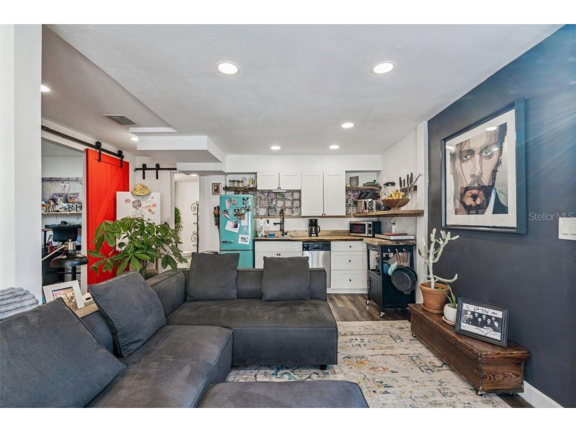 1034 Queen Street N Saint Petersburg FL 33713 TB8450126 image38