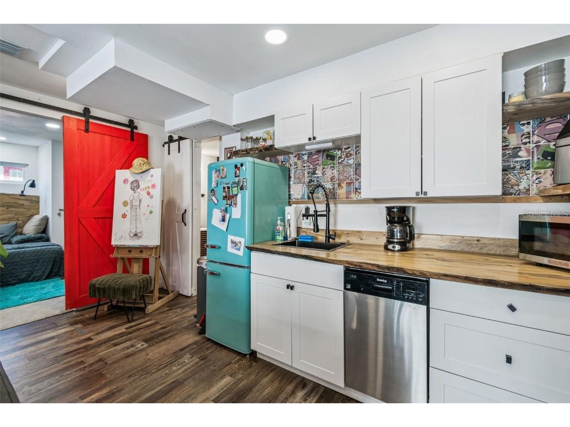 1034 Queen Street N Saint Petersburg FL 33713 TB8450126 image40