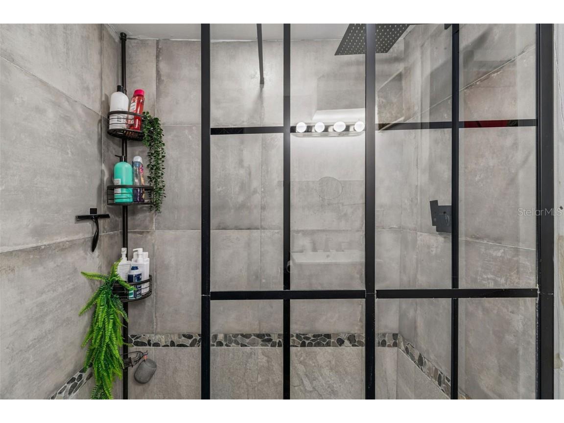 1034 Queen Street N Saint Petersburg FL 33713 TB8450126 image43