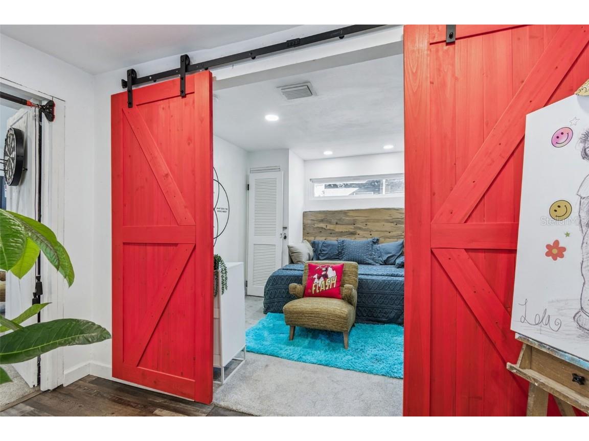 1034 Queen Street N Saint Petersburg FL 33713 TB8450126 image45