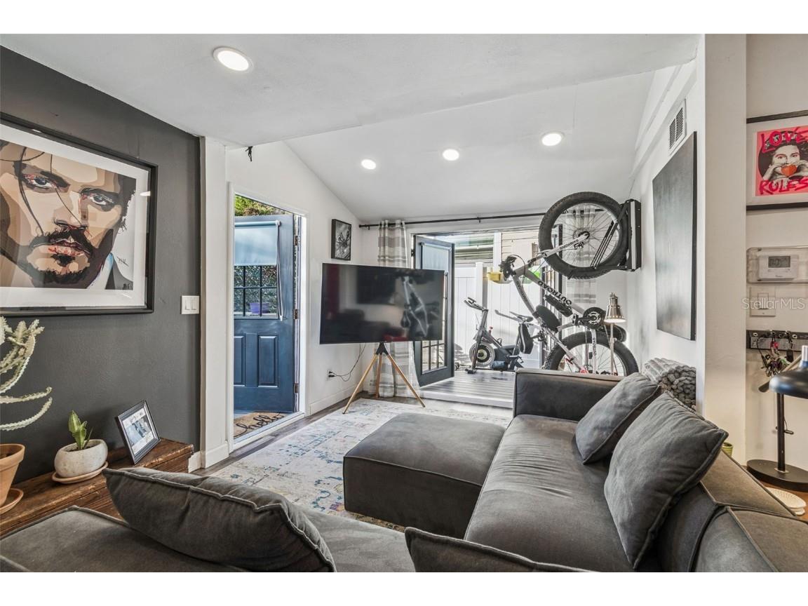 1034 Queen Street N Saint Petersburg FL 33713 TB8450126 image9