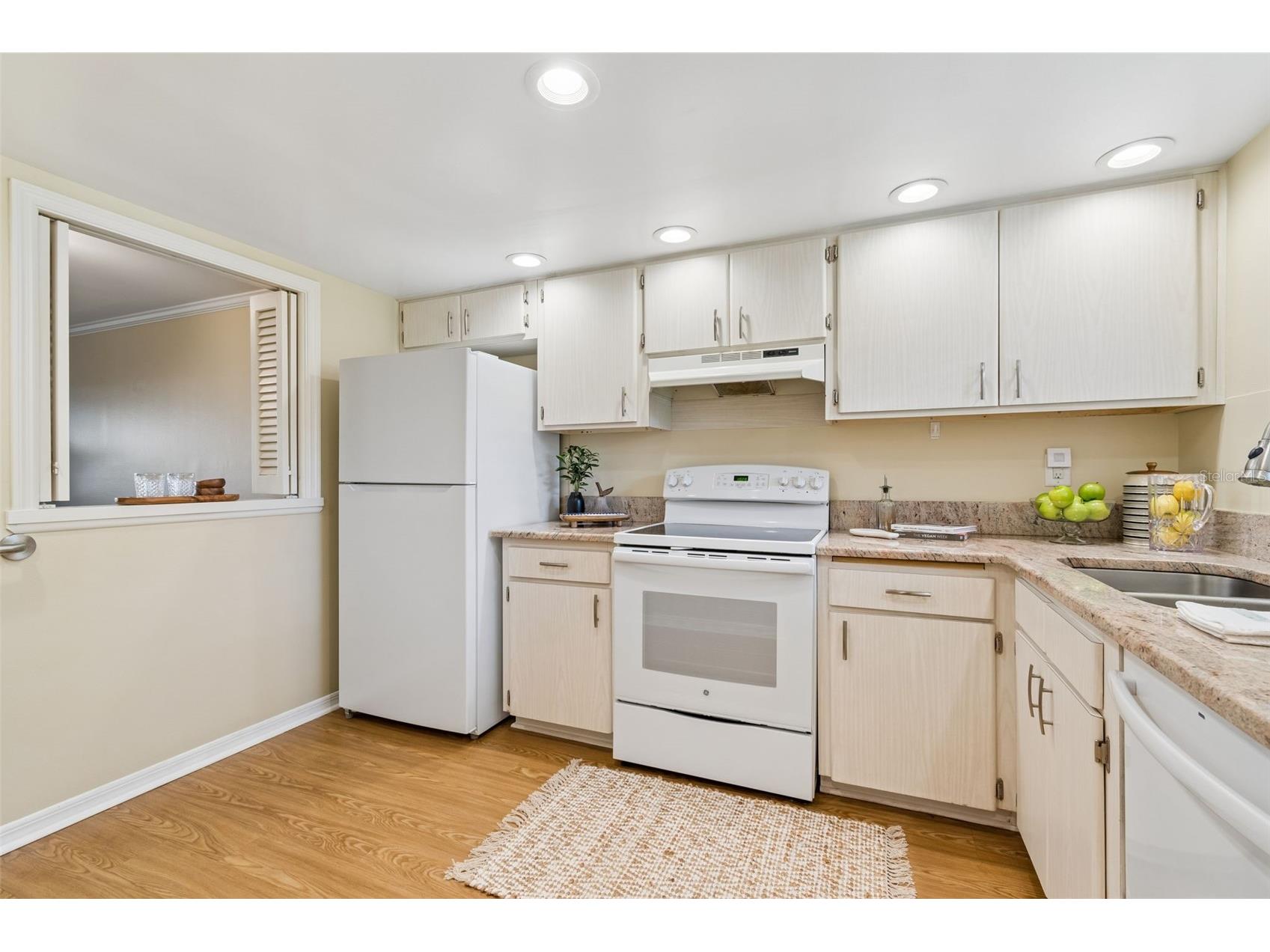 10340 Carrollwood Lane #163 Tampa FL 33618 TB8500540 image10