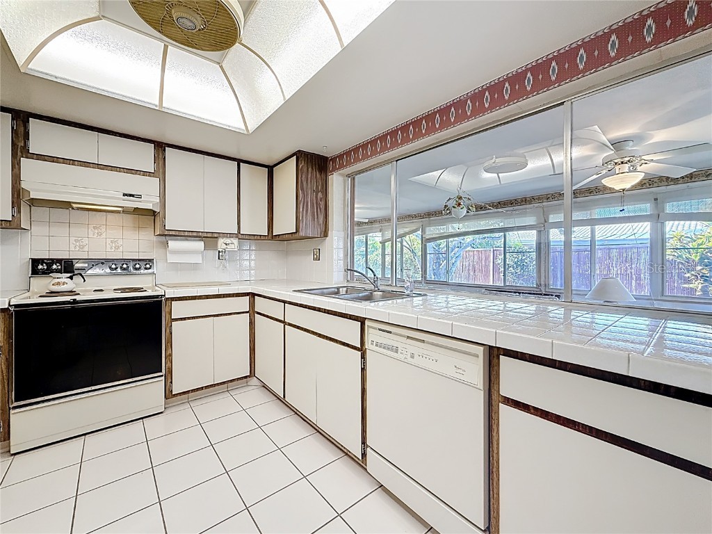 10340 Monarch Drive Largo FL 33774 TB8446829 image22