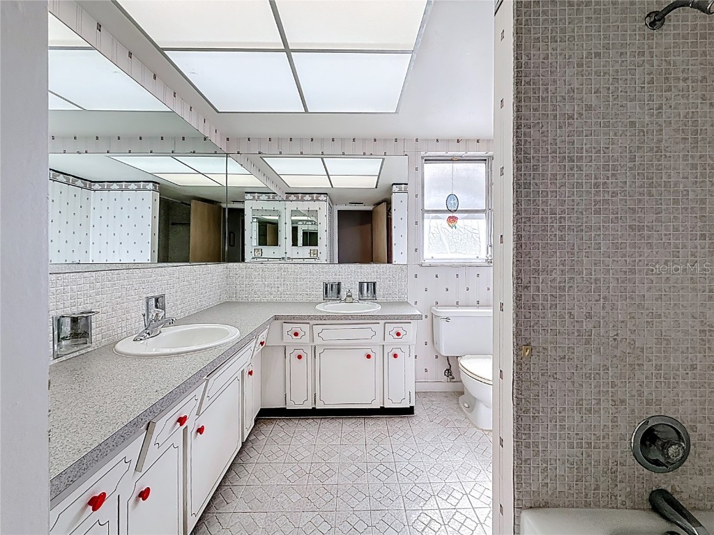 10340 Monarch Drive Largo FL 33774 TB8446829 image38