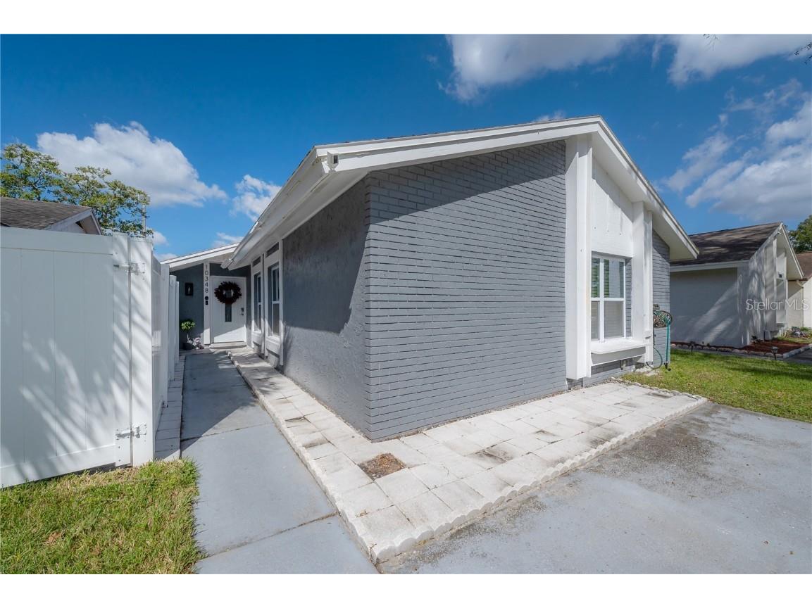 10348 Rosemount Drive Tampa FL 33624 TB8314514 image1