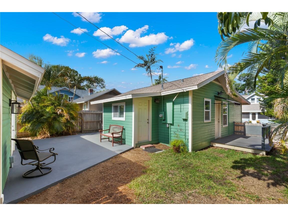 1035 6th Street N Saint Petersburg FL 33701 U8200063 image1