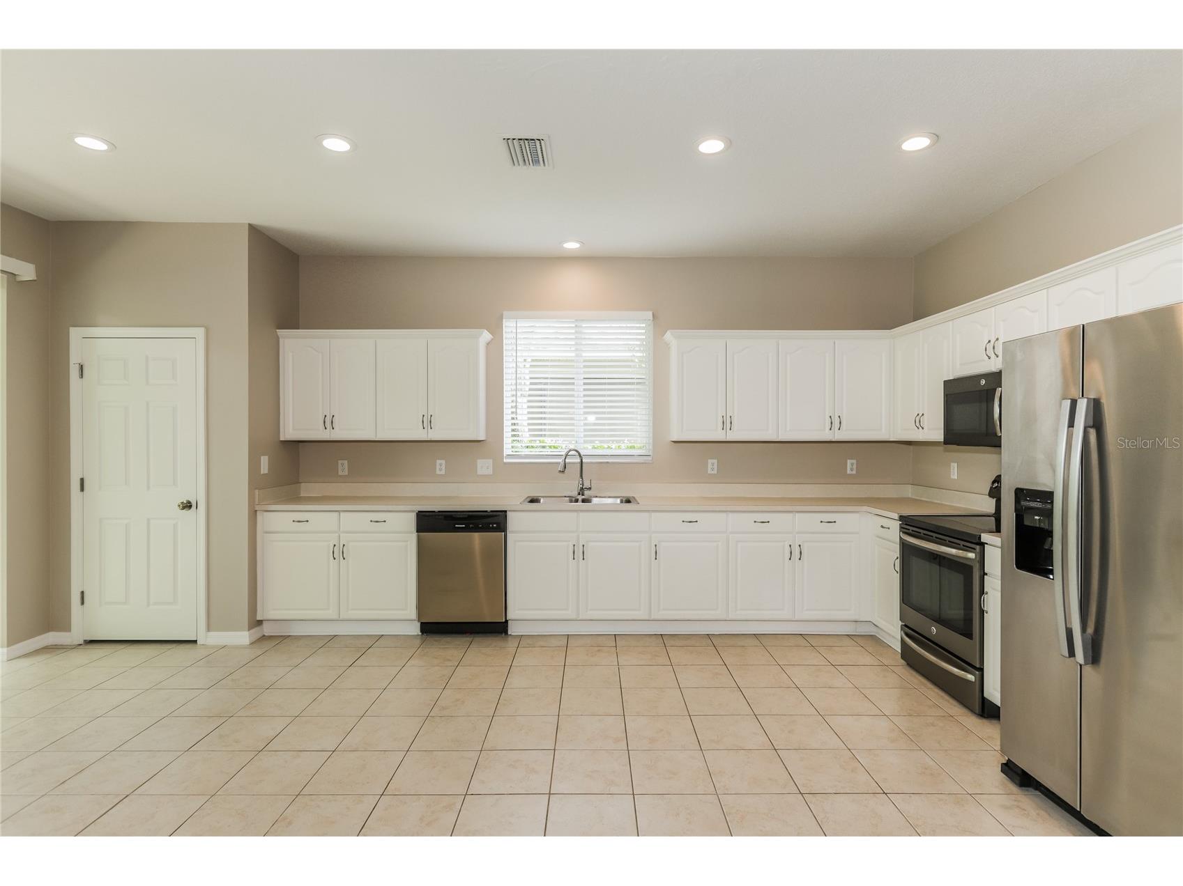 1035 Clearpointe Way Lakeland FL 33813 TB8508974 image8