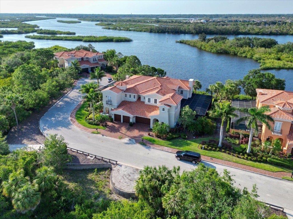 1035 Fish Hook Cove #1035 Bradenton FL 34212 - MANATEE RIVER A4570593 image1