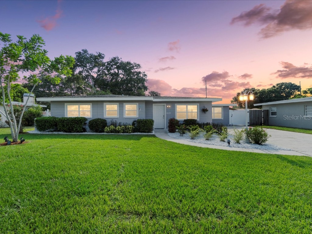 1035 Madison Street Largo FL 33770 U8204683 image1