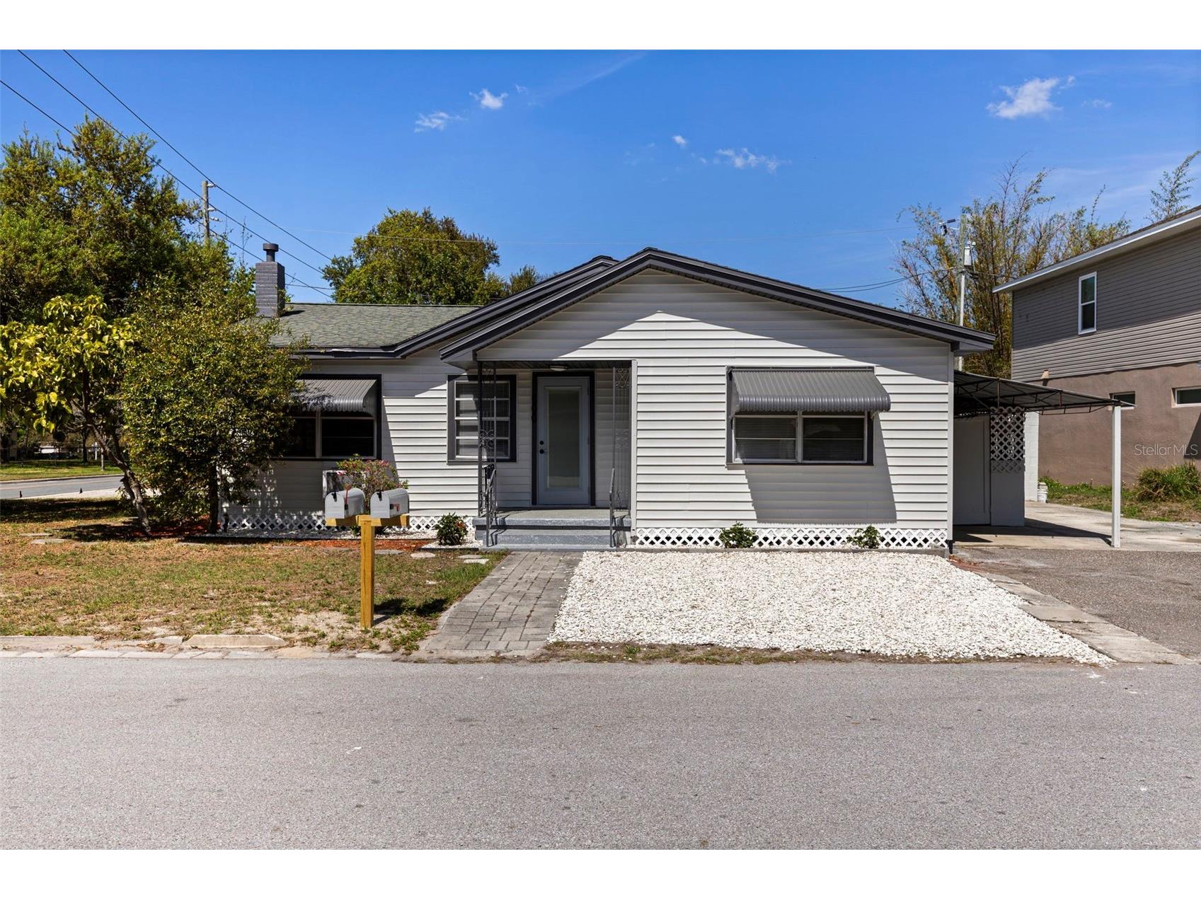 1035 Martin Luther King Jr. Dunedin FL 34698 TB8475663 image1