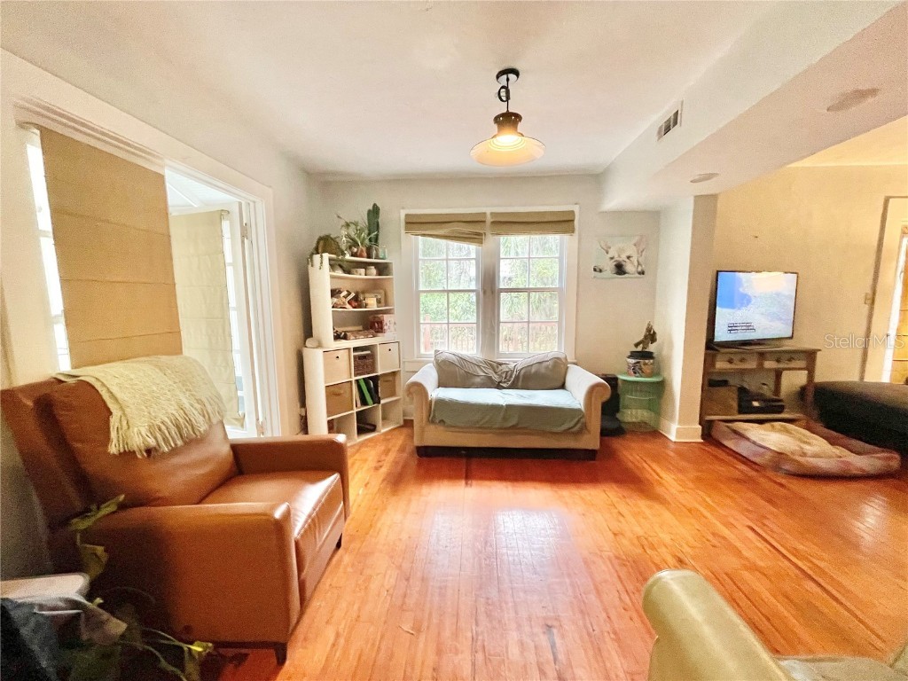 1035 NE 3rd Avenue Gainesville FL 32601 GC529389 image3