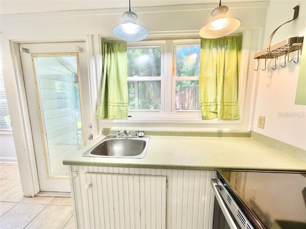 1035 NE 3rd Avenue Gainesville FL 32601 GC529389 image35