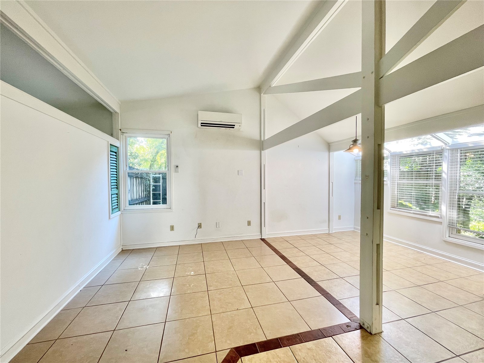 1035 NE 3rd Avenue Gainesville FL 32601 GC529389 image53