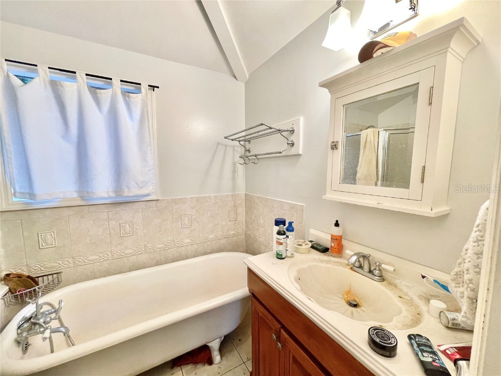 1035 NE 3rd Avenue Gainesville FL 32601 GC529389 image7