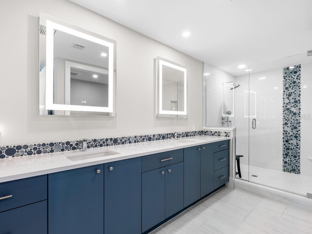 1035 Seaside Drive #305 Sarasota FL 34242 - GULF OF MEXICO A4632248 image19