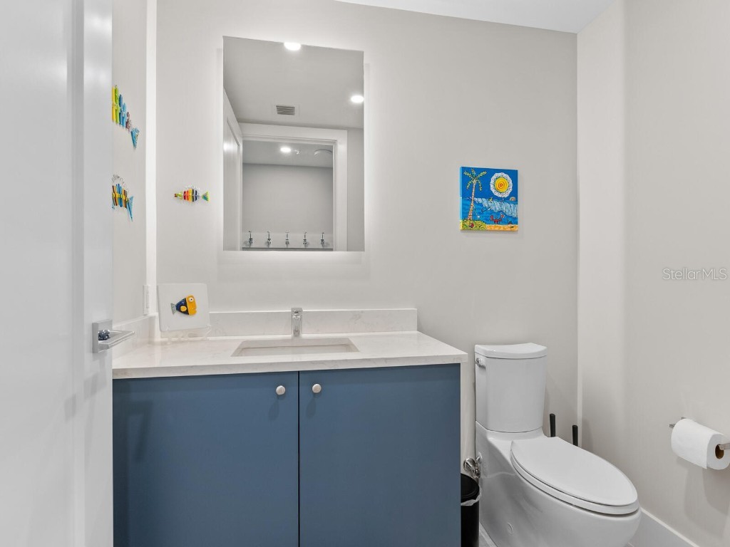 1035 Seaside Drive #305 Sarasota FL 34242 - GULF OF MEXICO A4632248 image26