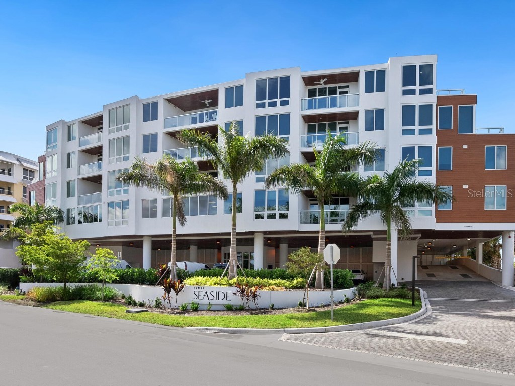 1035 Seaside Drive #305 Sarasota FL 34242 - GULF OF MEXICO A4632248 image3