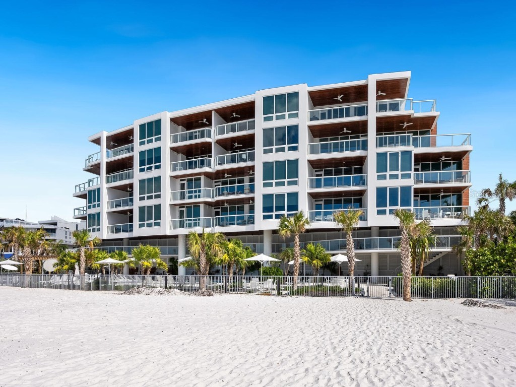 1035 Seaside Drive #305 Sarasota FL 34242 - GULF OF MEXICO A4632248 image39