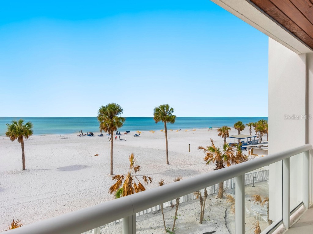 1035 Seaside Drive #305 Sarasota FL 34242 - GULF OF MEXICO A4632248 image7