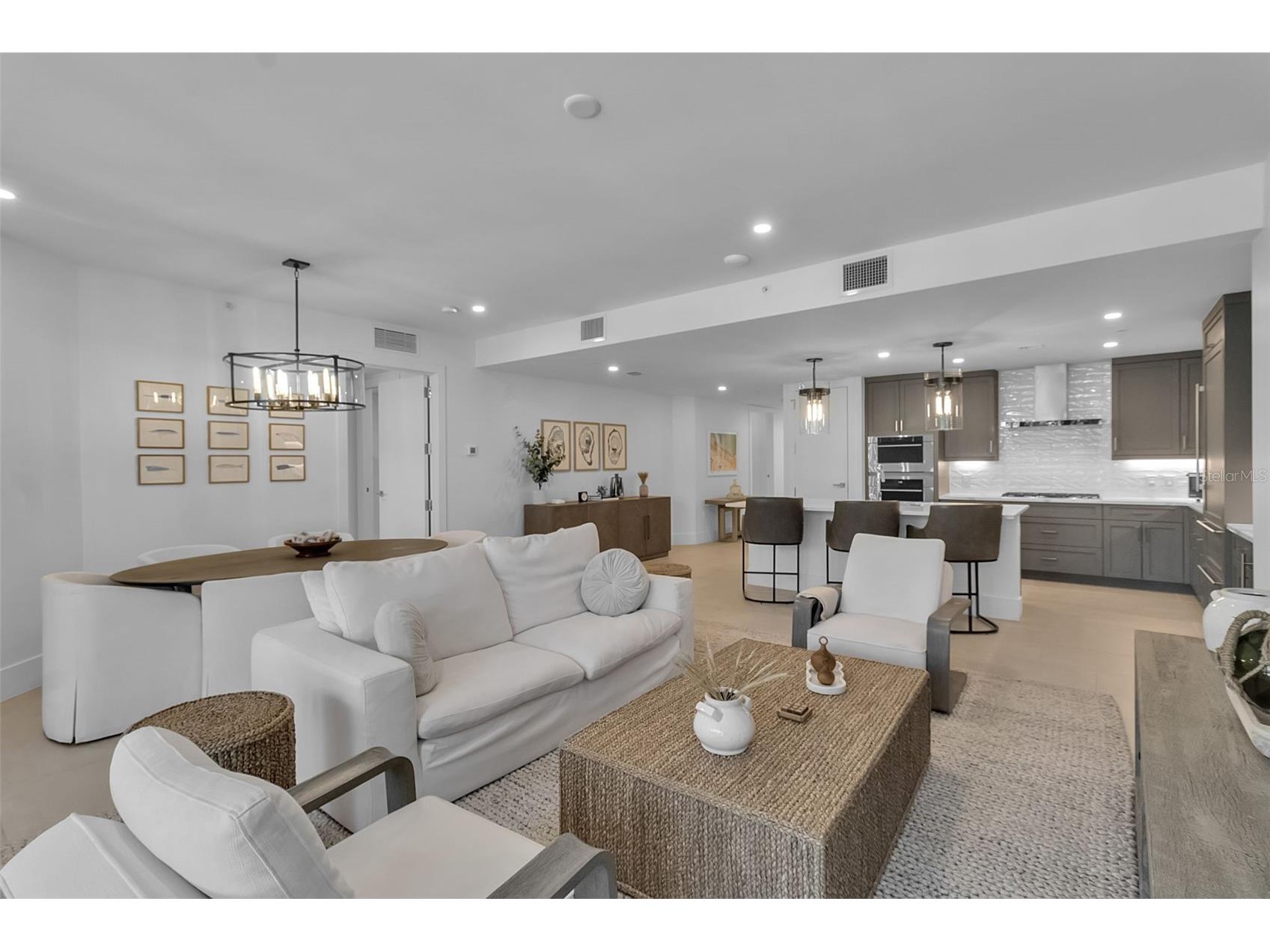 1035 Seaside Drive #308 Sarasota FL 34242 - GULF OF MEXICO A4692379 image10