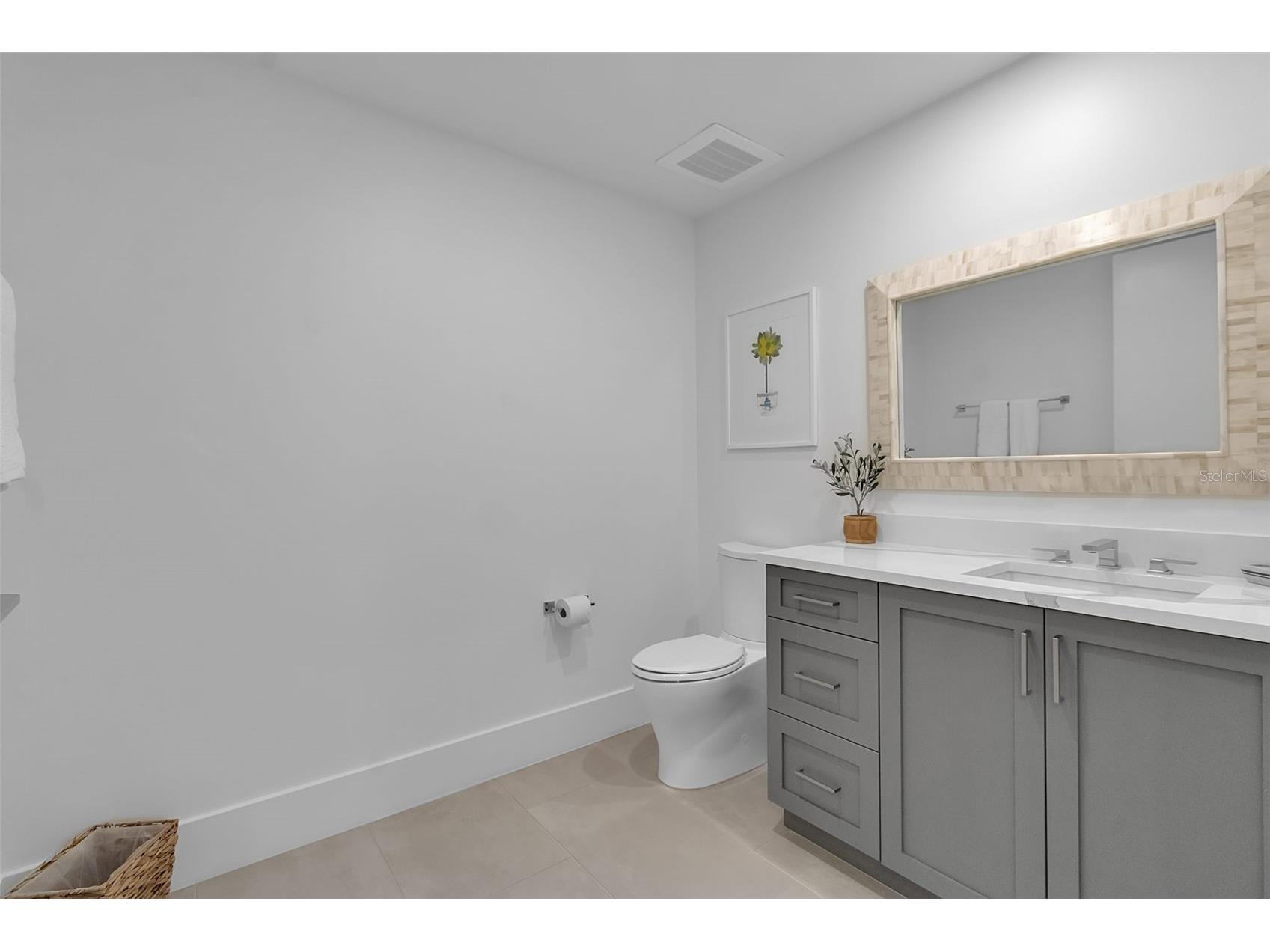 1035 Seaside Drive #308 Sarasota FL 34242 - GULF OF MEXICO A4692379 image12