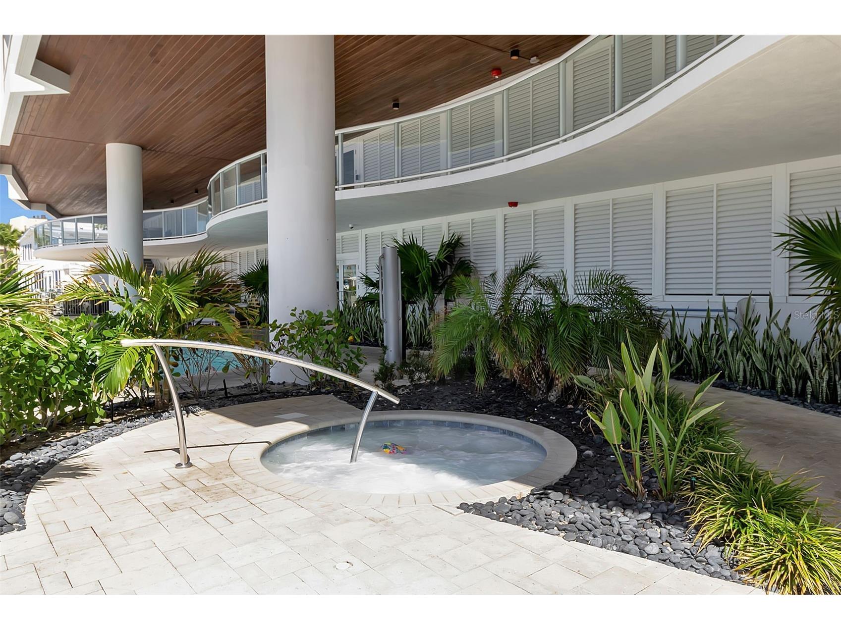 1035 Seaside Drive #308 Sarasota FL 34242 - GULF OF MEXICO A4692379 image6