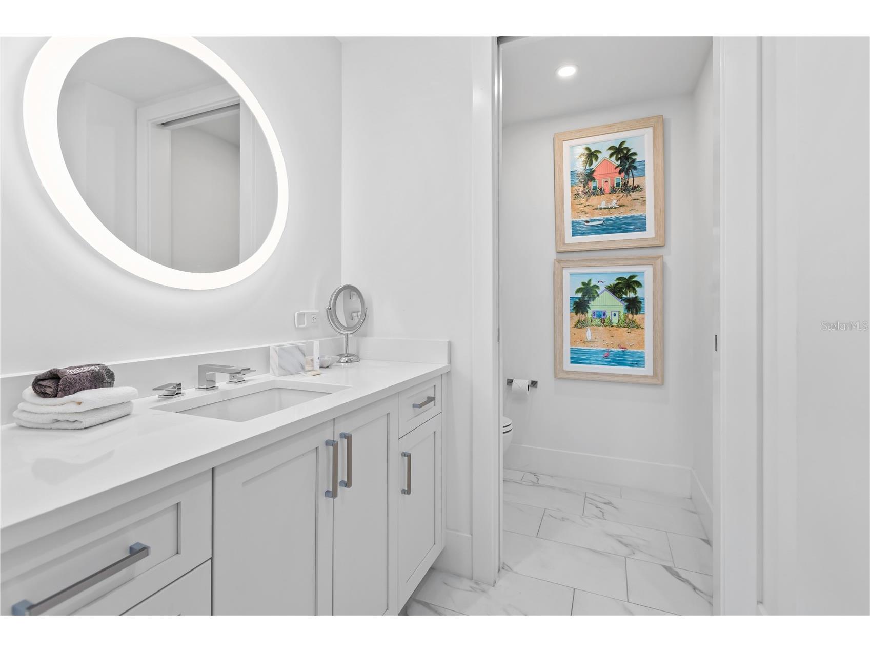 1035 Seaside Drive #404 Sarasota FL 34242 - GULF OF AMERICA A4672742 image18