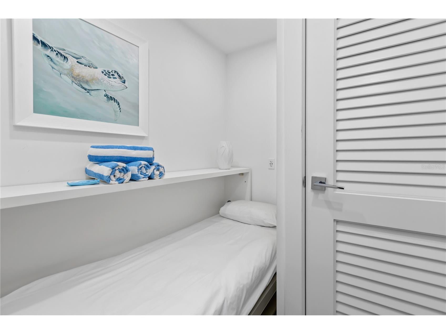 1035 Seaside Drive #404 Sarasota FL 34242 - GULF OF AMERICA A4672742 image20