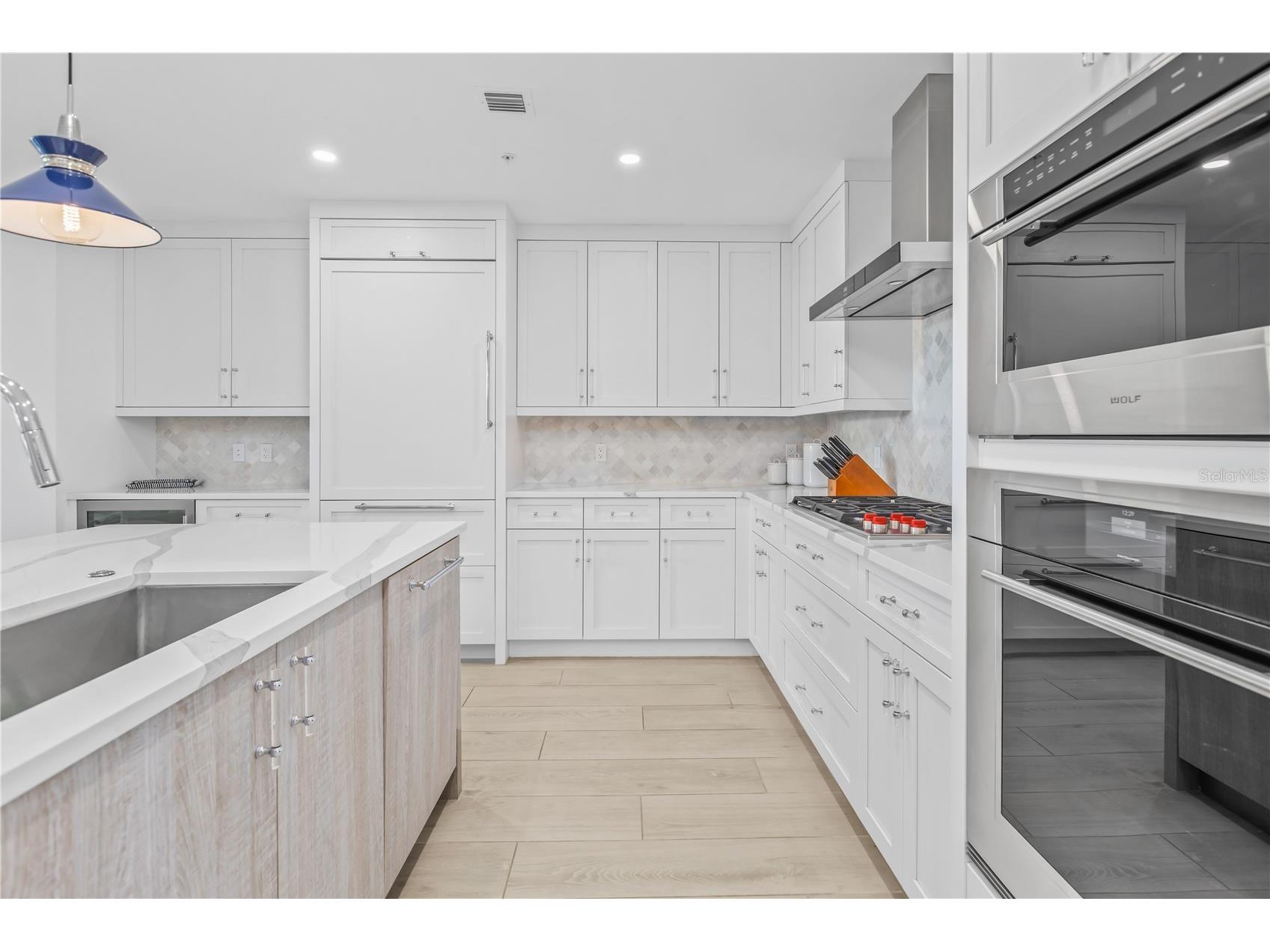 1035 Seaside Drive #404 Sarasota FL 34242 - GULF OF AMERICA A4672742 image6