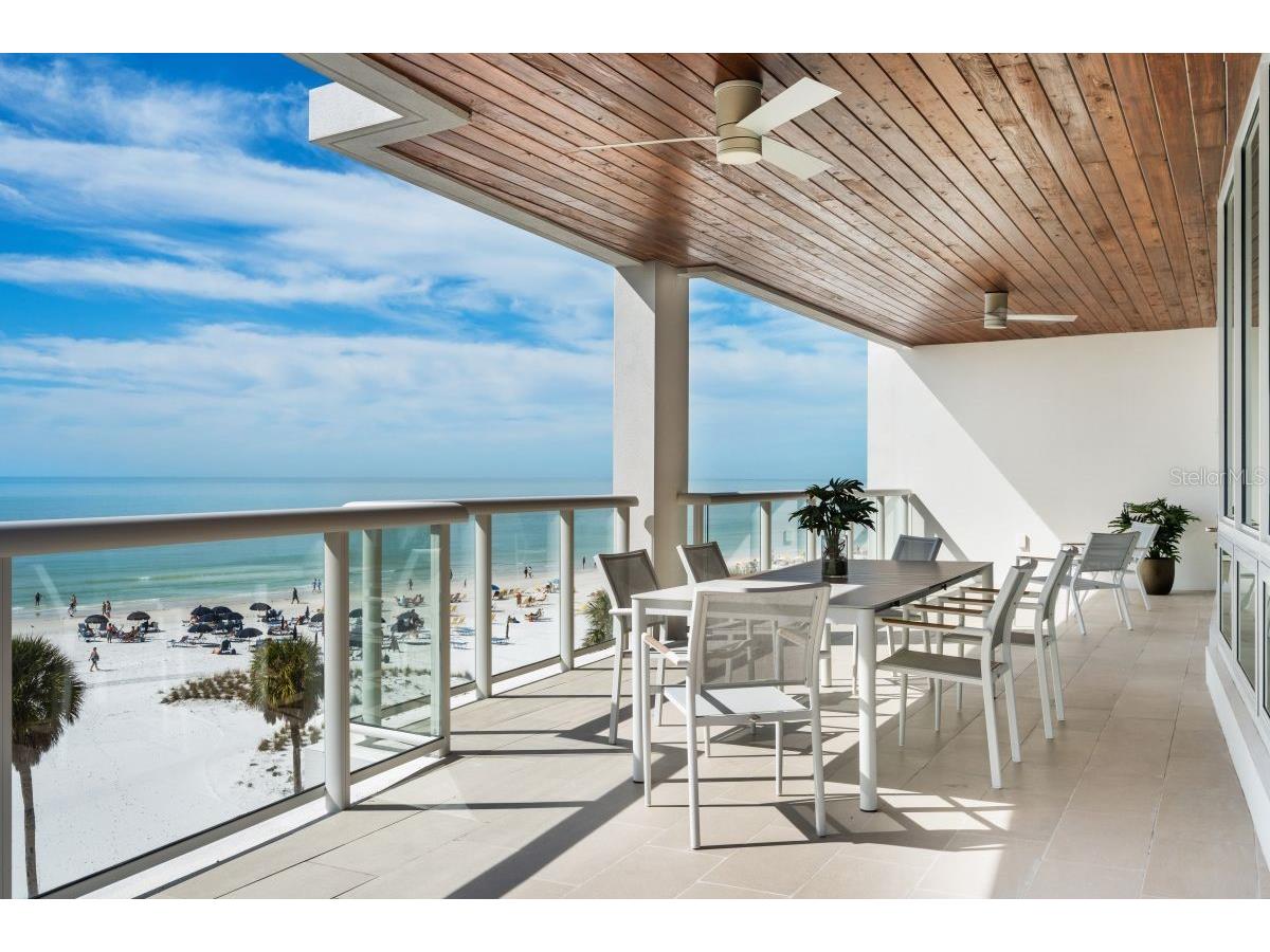 1035 Seaside Drive #501 Sarasota FL 34242 - GULF OF MEXICO A4674532 image1