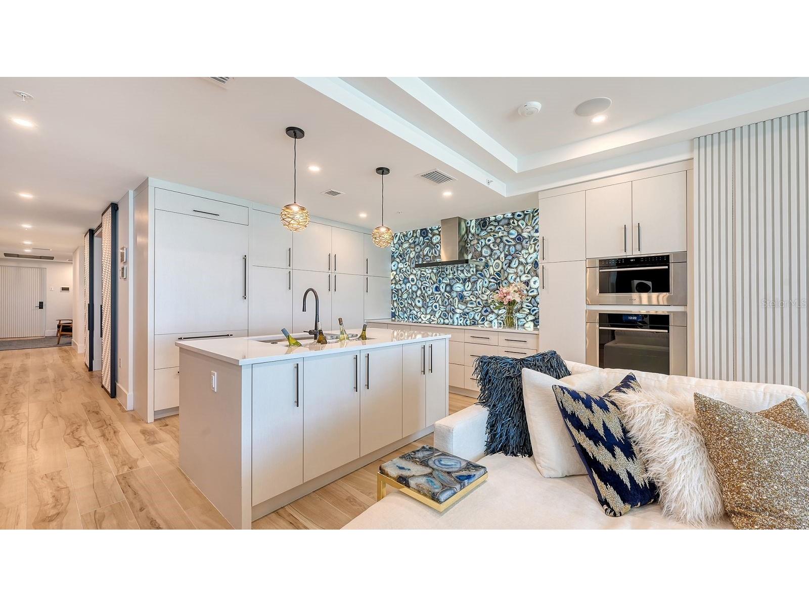 1035 Seaside Drive #503 Sarasota FL 34242 - GULF OF MEXICO A4677354 image13