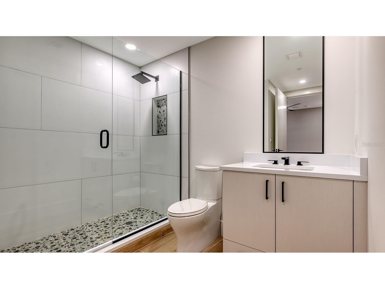 1035 Seaside Drive #503 Sarasota FL 34242 - GULF OF MEXICO A4677354 image32