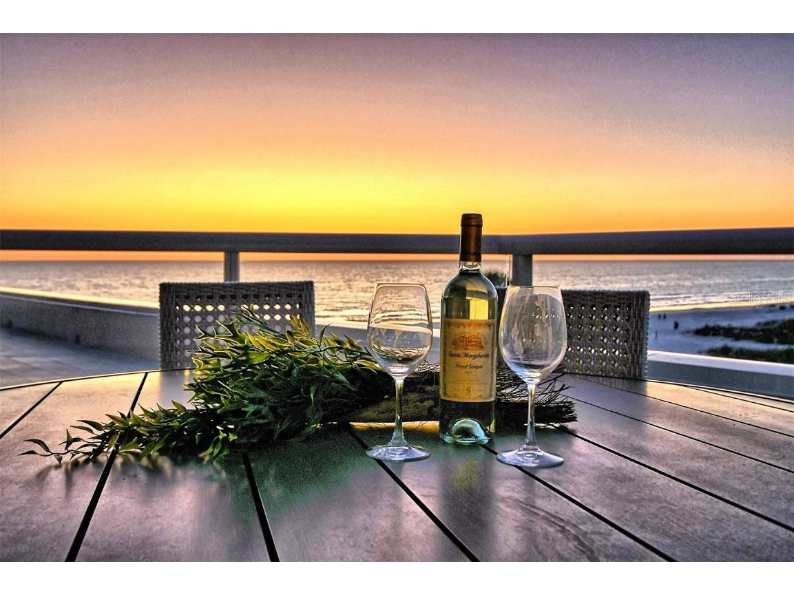 1035 Seaside Drive #506 Sarasota FL 34242 - GULF OF MEXICO A4565423 image1