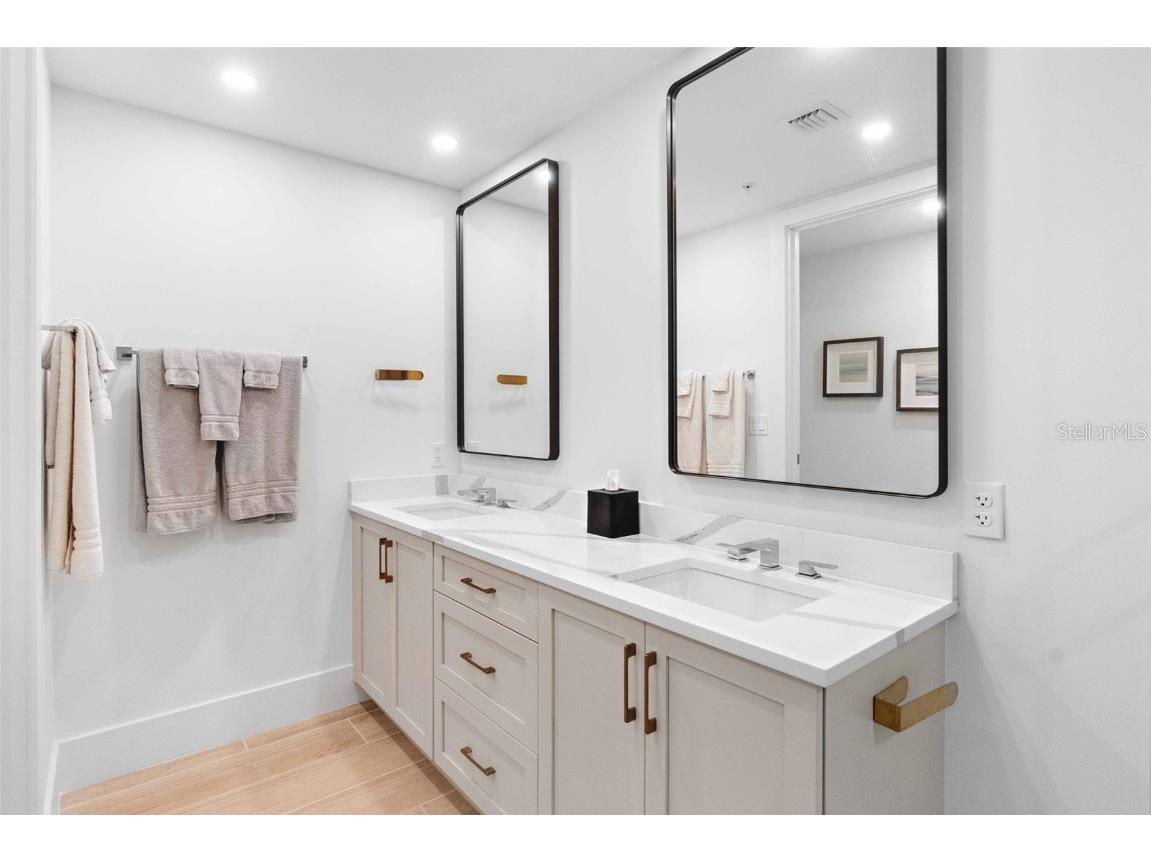 1035 Seaside Drive #603 Sarasota FL 34242 - GULF OF AMERICA A4672418 image46