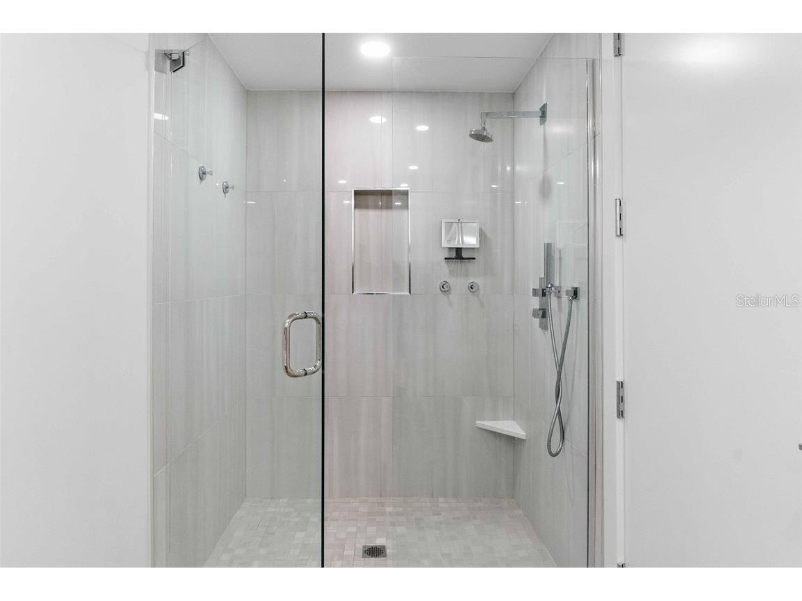 1035 Seaside Drive #603 Sarasota FL 34242 - GULF OF AMERICA A4672418 image48