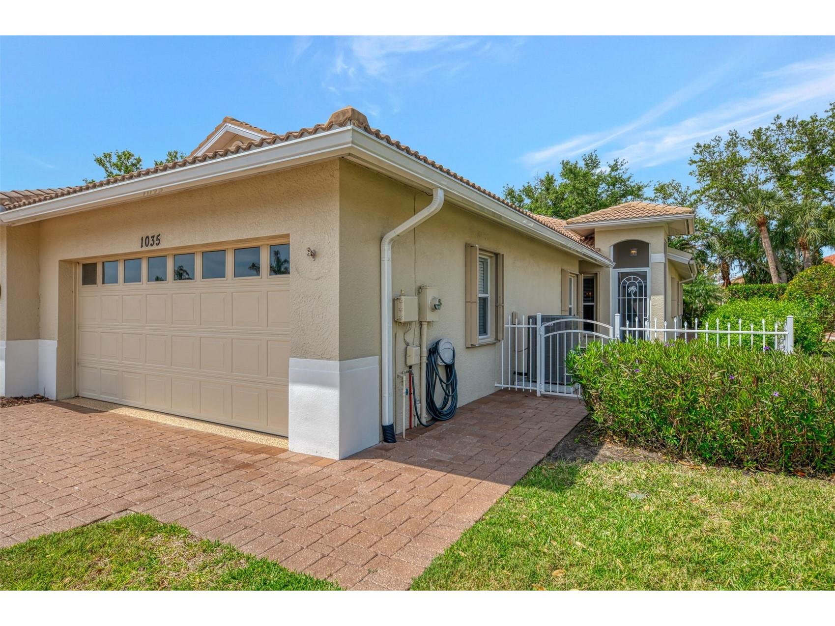1035 Topelis Drive Englewood FL 34223 N6142566 image1