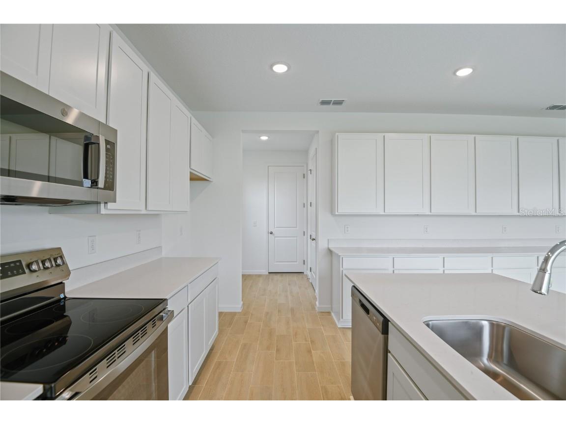 1035 Wisteria Way Dundee FL 33838 S5123121 image6