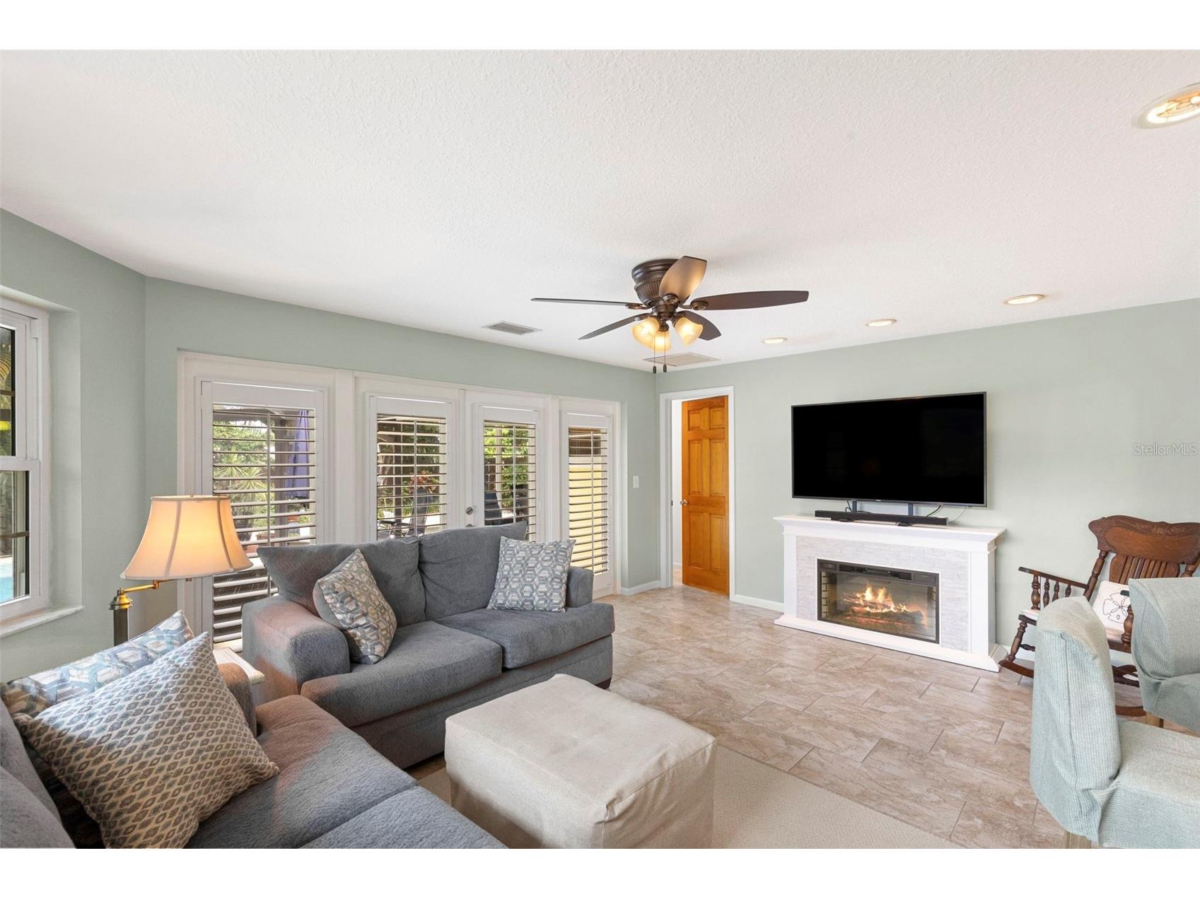 1035 Woodbrook Drive Largo FL 33770 TB8521481 image11