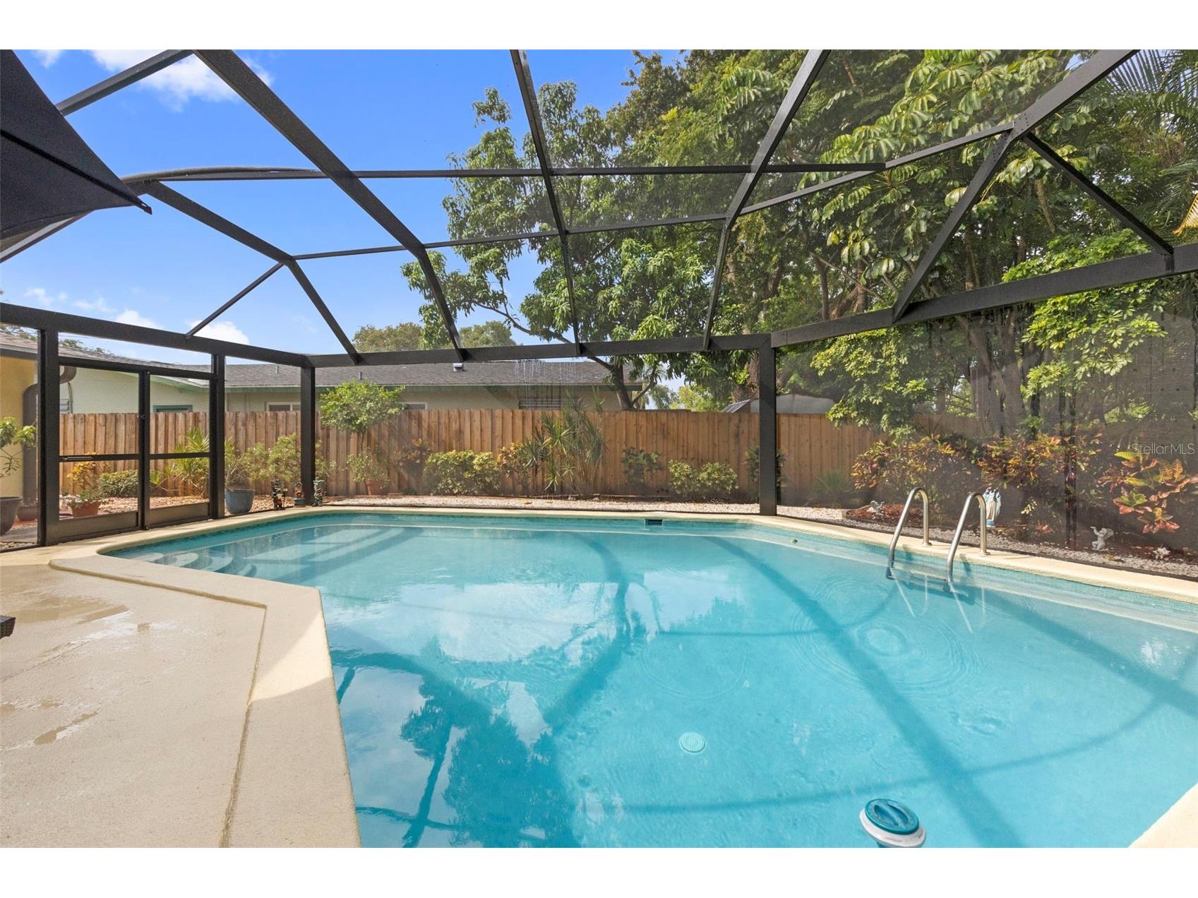 1035 Woodbrook Drive Largo FL 33770 TB8521481 image25