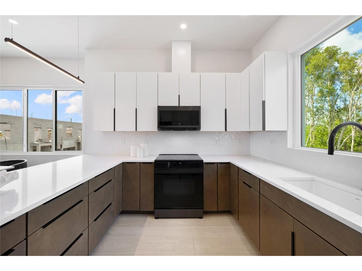 10350 2nd Way N Saint Petersburg FL 33716 TB8413324 image12