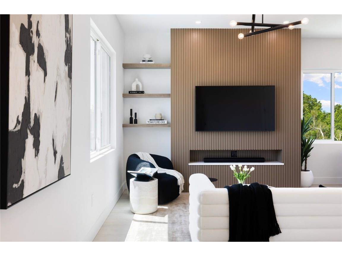 10350 2nd Way N Saint Petersburg FL 33716 TB8413324 image17