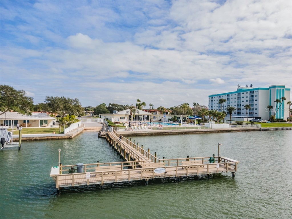 10350 Imperial Point Drive W #19 Largo FL 33774 T3495844 image1