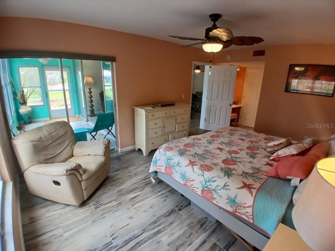 10350 Imperial Point Drive W #8 Largo FL 33774 TB8496814 image25