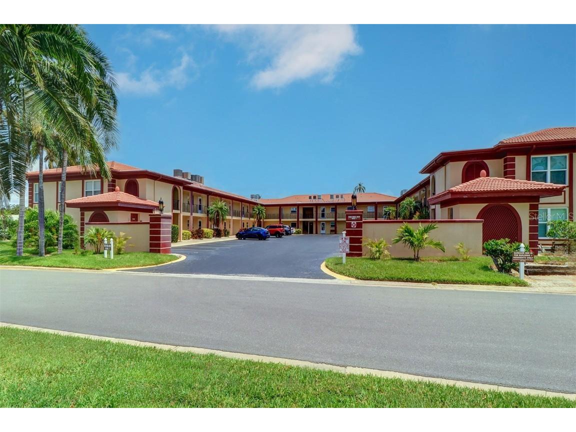 10351 Regal Drive #14 Largo FL 33774 U8254242 image1