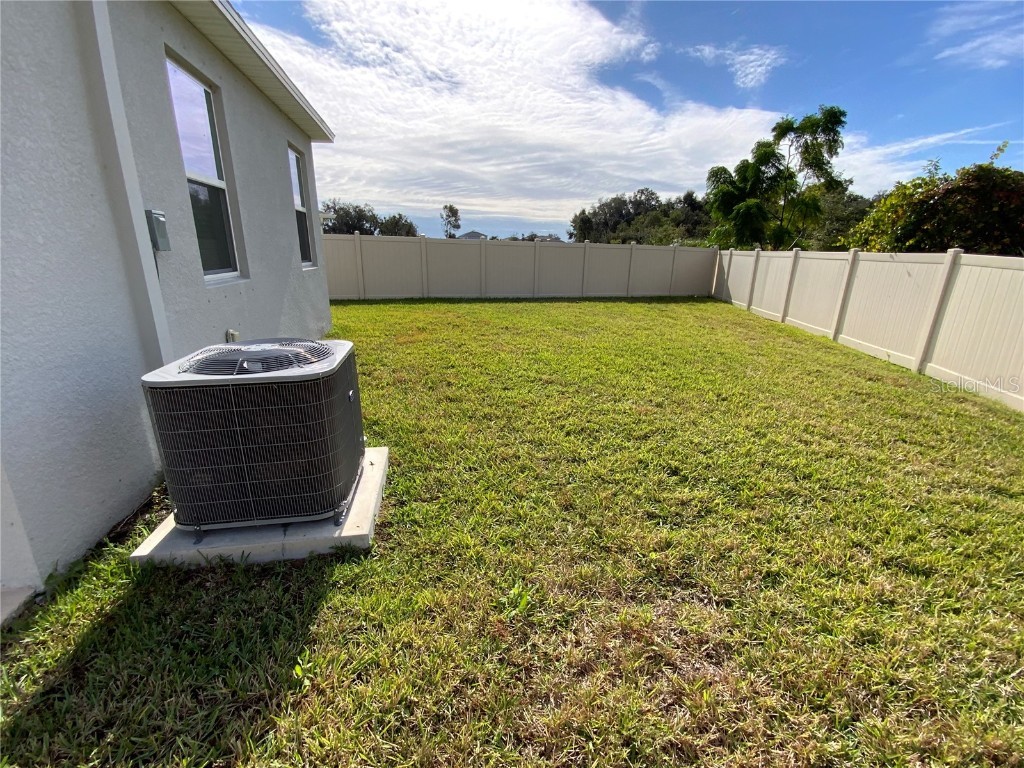 10355 Honeysuckle Vine Circle Riverview FL 33578 TB8454517 image22