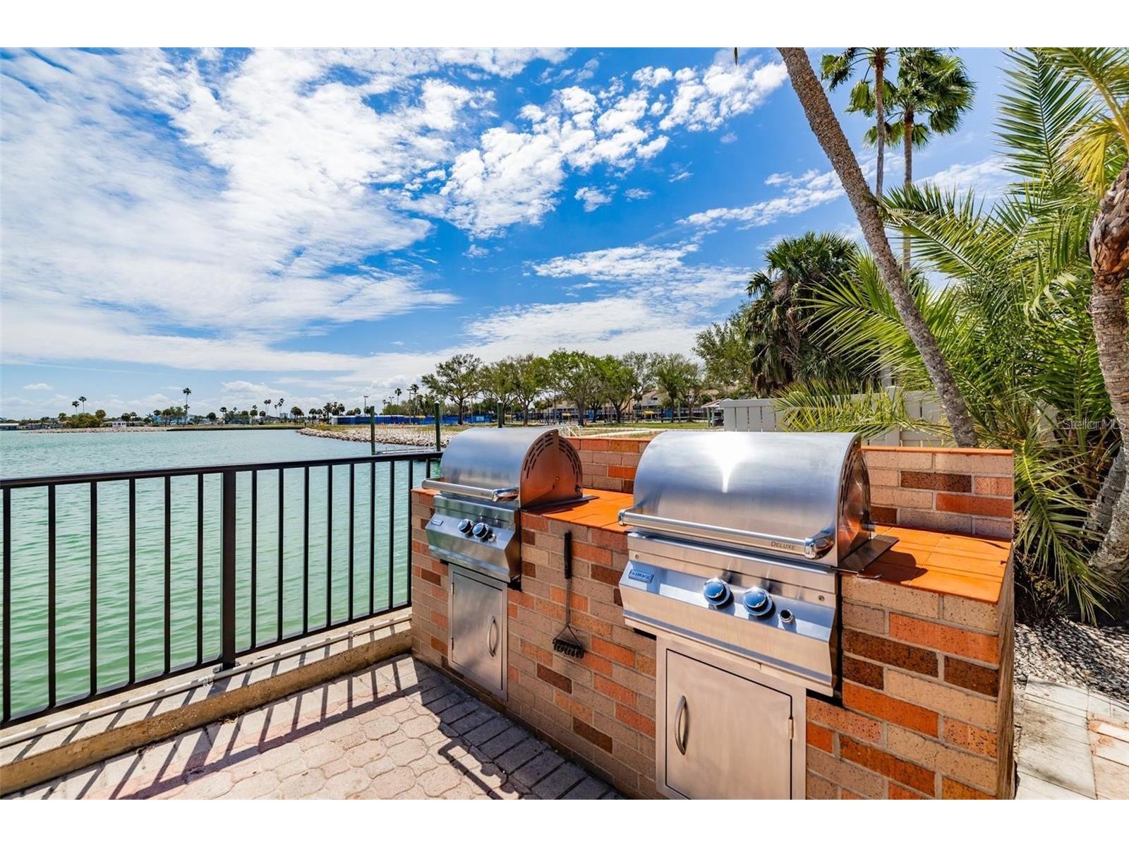 10355 Paradise Boulevard #1010-1011 Saint Petersburg FL 33706 TB8514404 image35