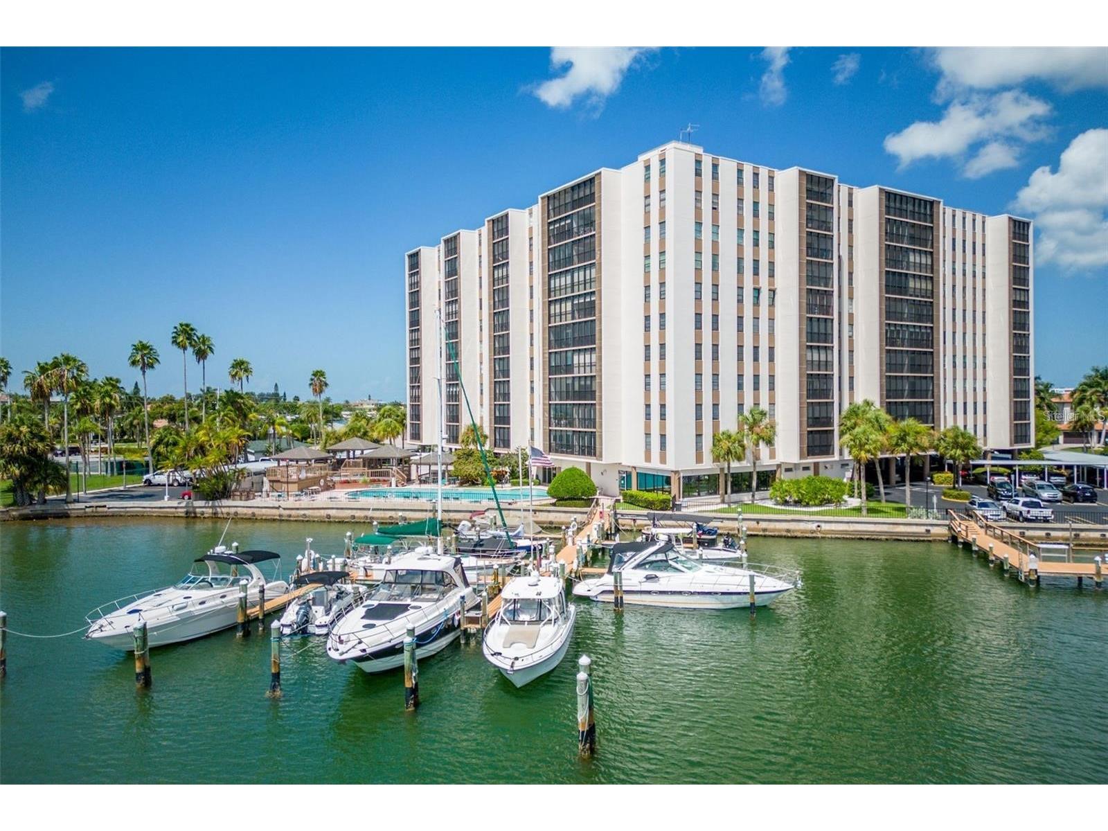10355 Paradise Boulevard #1015 Treasure Island FL 33706 TB8465420 image1