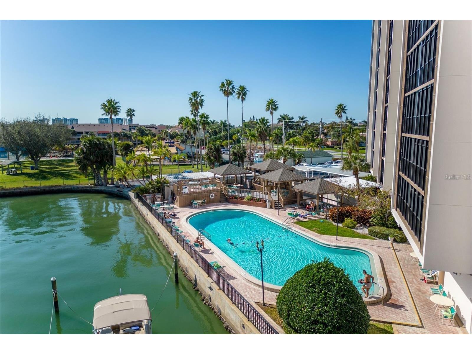 10355 Paradise Boulevard #1015 Treasure Island FL 33706 TB8465420 image19