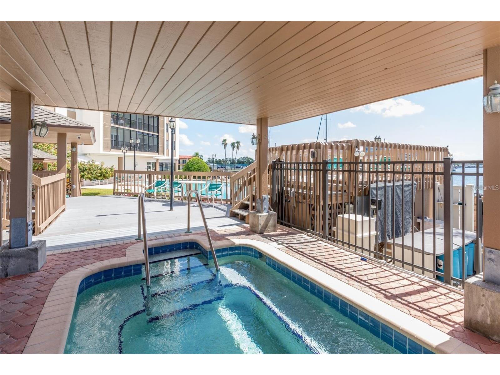 10355 Paradise Boulevard #1015 Treasure Island FL 33706 TB8465420 image21