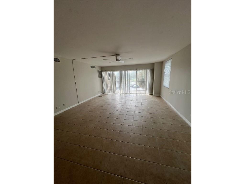 10355 Paradise Boulevard #104 Treasure Island FL 33706 TB8427028 image2